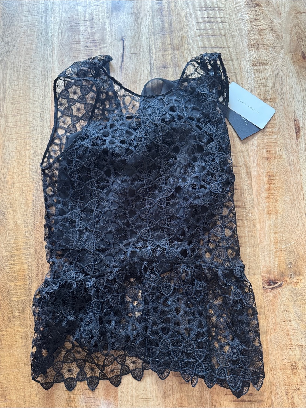Zara Woman Delicate Black Lace Peplum sleeveless tank top lined blouse NEW NWT